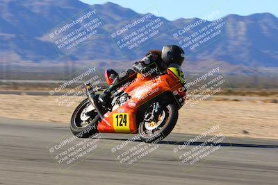 media/Jan-09-2022-SoCal Trackdays (Sun) [[2b1fec8404]]/Turn 8 (1045am)/